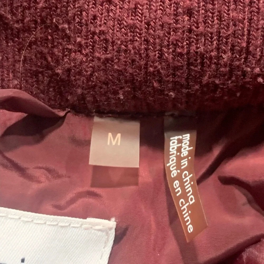 Calvin Klein Women's Hooded Quilted Puffer Jacket - Picture 9 of 12